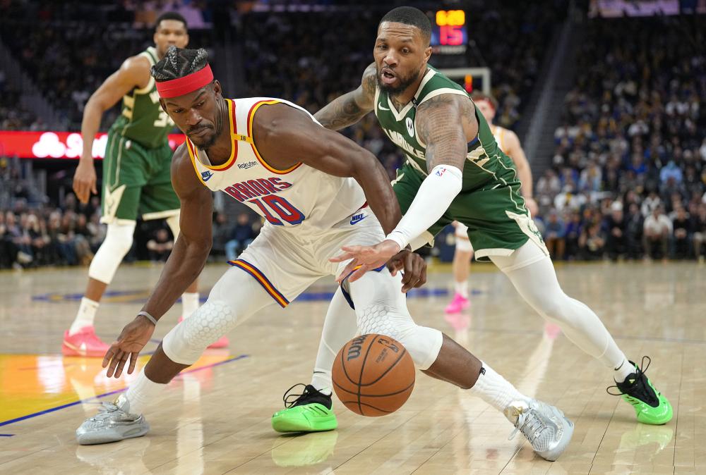 中展现出一 中展现出一