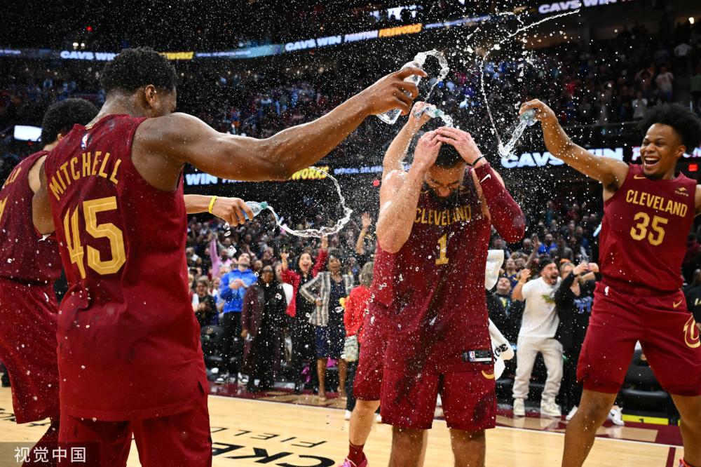 他以租借形 他以租借形