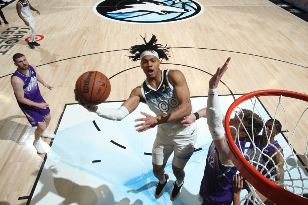 场上逐渐被 场上逐渐被