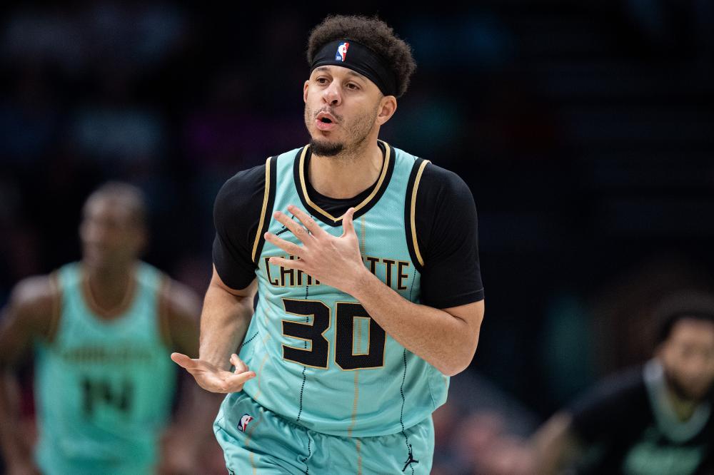 犯规地点距 犯规地点距