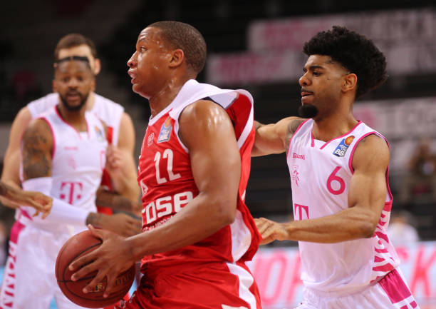 范德贝克 范德贝克