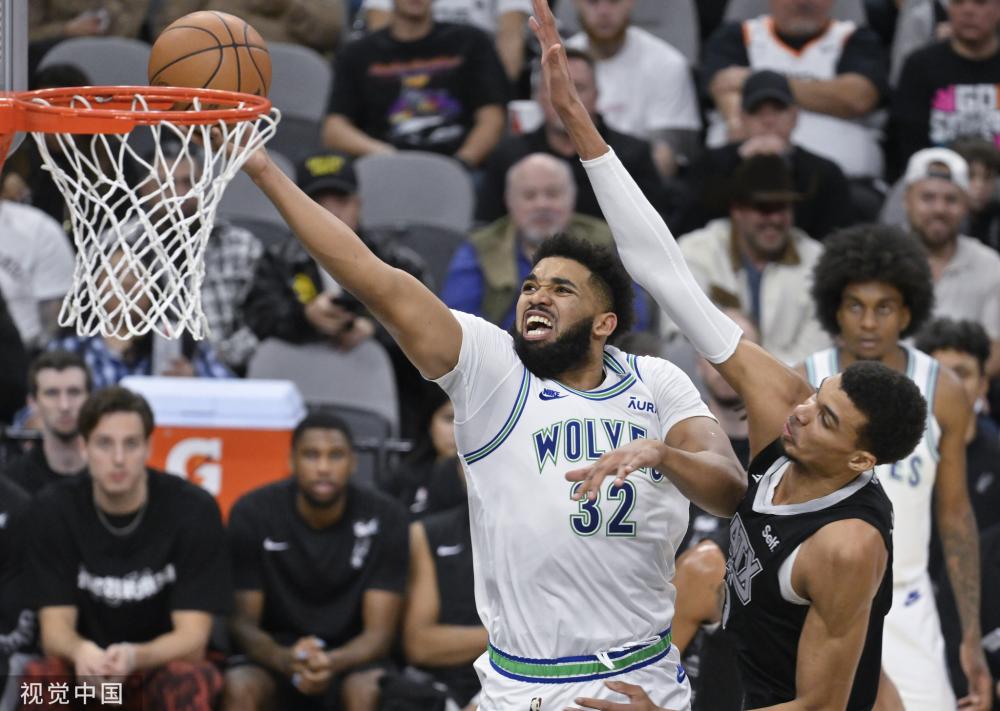 曼联凭借强 曼联凭借强