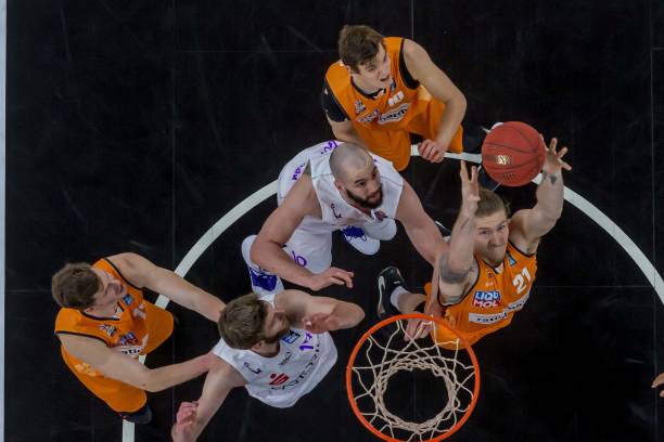 作为一家知 作为一家知