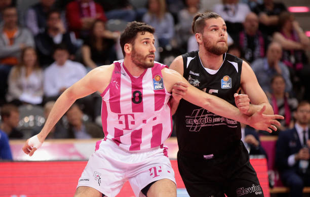 我们必须捍 我们必须捍